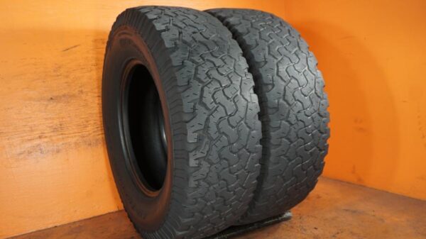 2 used tires LT 285/70/17 BFGOODRICH - Image 2