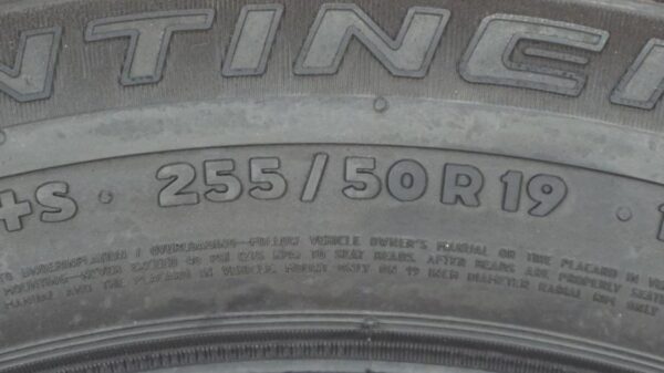 2 used tires 255/50/19 CONTINENTAL - Image 7