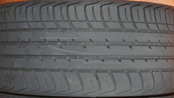 2 used tires 275/30/20 ZENNA - Image 4