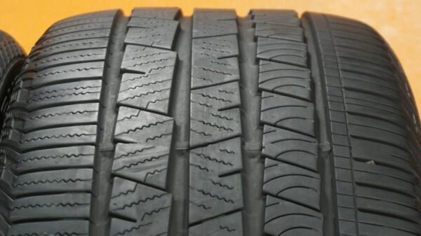 2 used tires 255/50/19 CONTINENTAL - Image 5