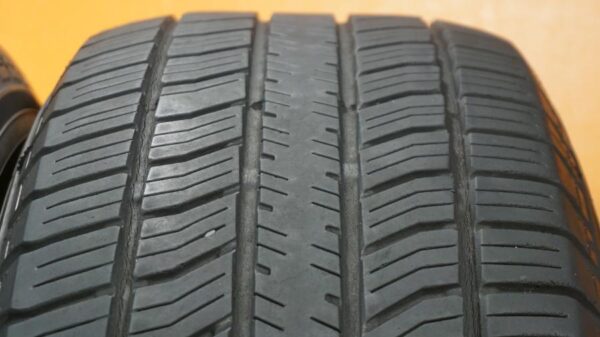 2 used tires 255/70/16 PRODIGY - Image 5