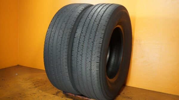 2 used tires LT 245/75/16 BRIDGESTONE - Image 2