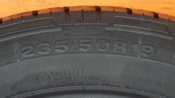 2 used tires 235/50/19 CONTINENTAL - Image 7