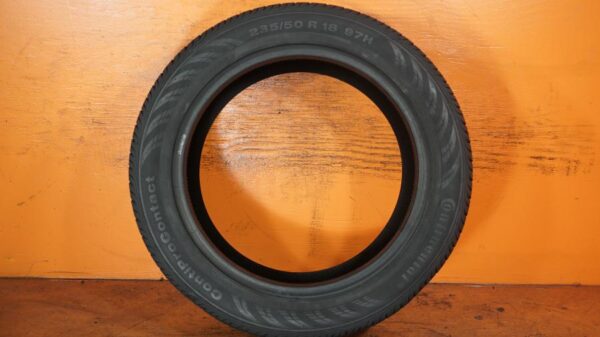 2 used tires 235/50/18 CONTINENTAL - Image 6