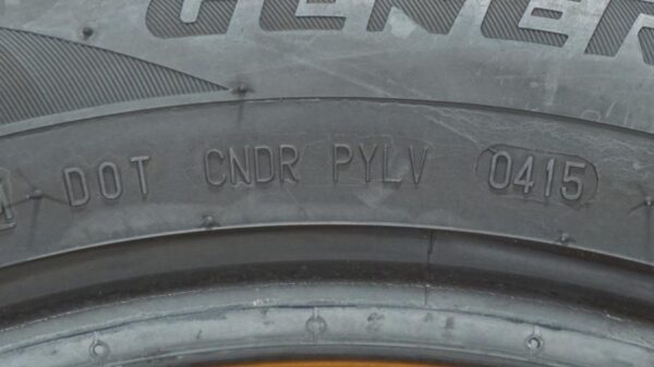 2 used tires 245/50/17 GENERAL - Image 8