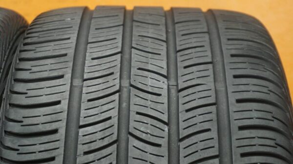 2 used tires 255/40/19 CONTINENTAL - Image 5