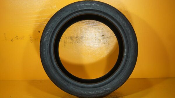 2 used tires 235/45/19 CONTINENTAL - Image 6