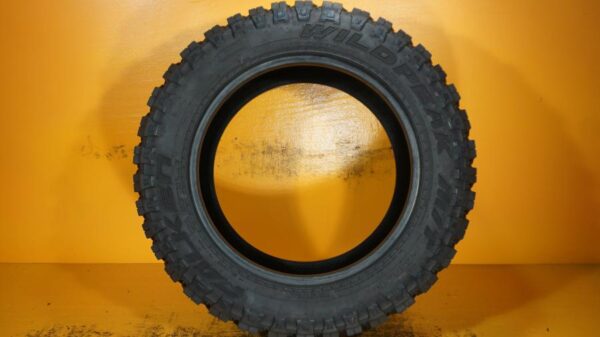 2 used tires LT 33/12.50/20 FALKEN - Image 6