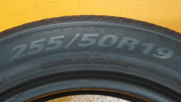 2 used tires 255/50/19 LANDSAIL - Image 7