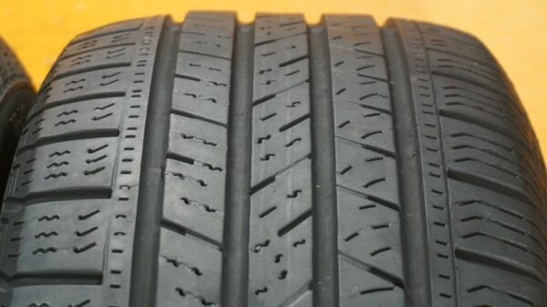 2 used tires 225/65/17 CONTINENTAL - Image 5