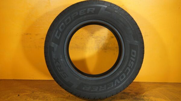 2 used tires 245/70/16 COOPER - Image 6